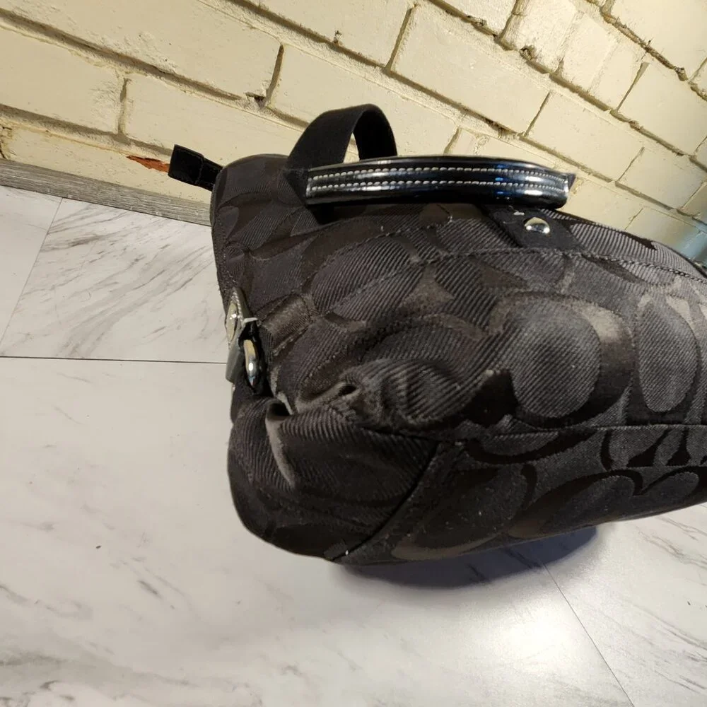 Coach c92 17x14x4